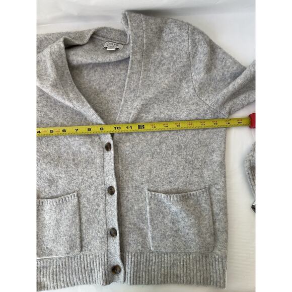 J.Crew Classic V-neck Cardigan Sweater Extra Soft Gray Yarn Wool Blend M - Picture 7 of 7